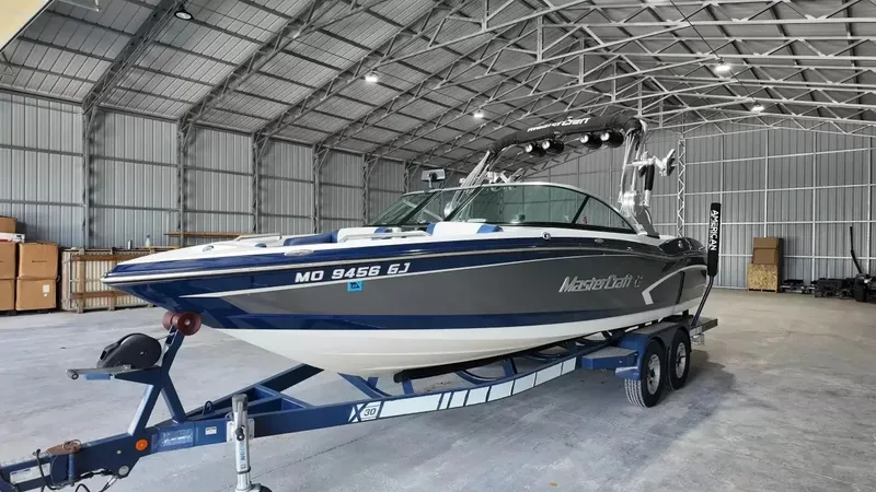 Slide: The Image of MasterCraft X30 2015 - 15