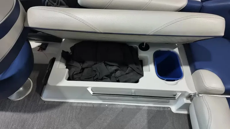 Slide: The Image of MasterCraft X30 2015 - 52