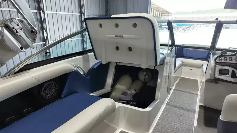 Slide: The Image of MasterCraft X30 2015 - 44