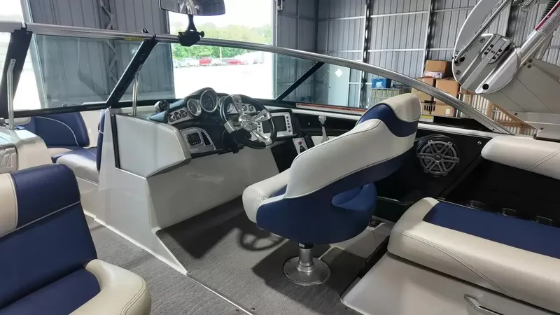 Slide: The Image of MasterCraft X30 2015 - 29