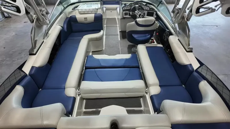 Slide: The Image of MasterCraft X30 2015 - 56