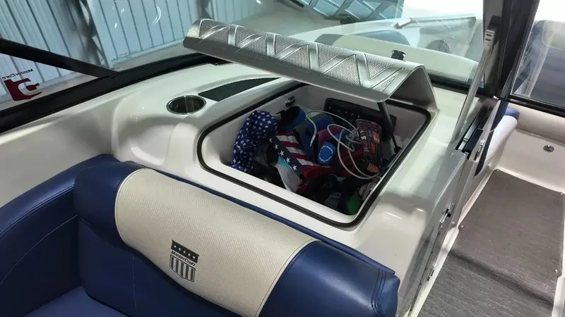 Slide: The Image of MasterCraft X30 2015 - 42
