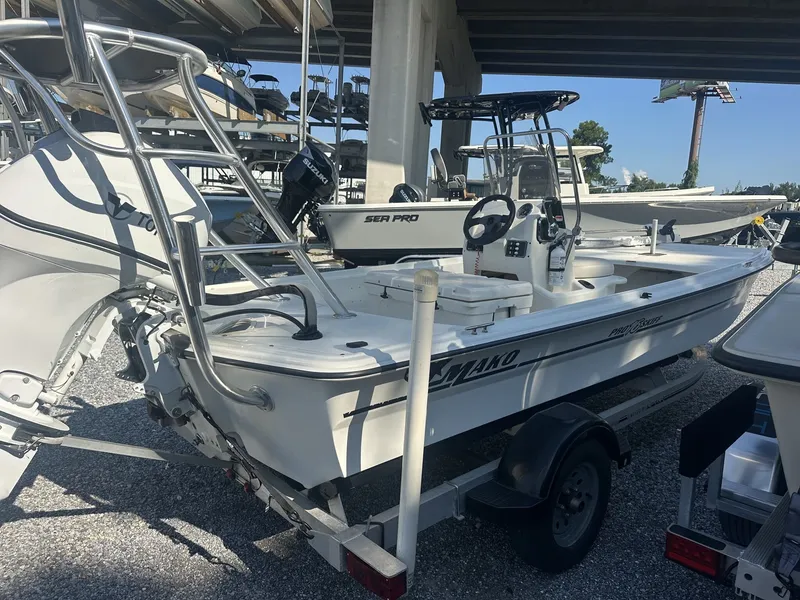 Slide: The Image of Mako Pro Skiff 16 with newer TOHATSU 2012 - 4