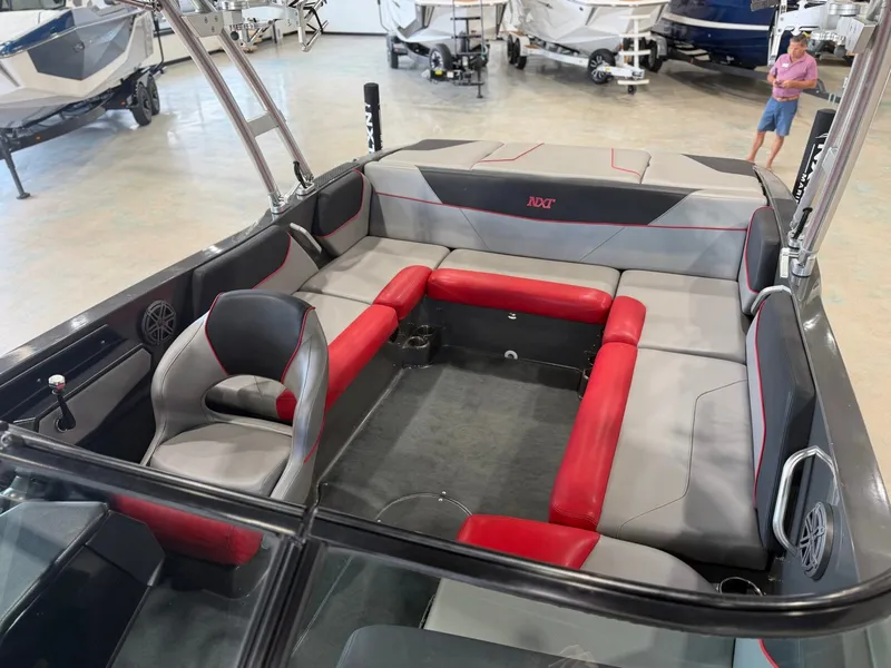 Slide: The Image of MasterCraft NXT22 2016 - 23