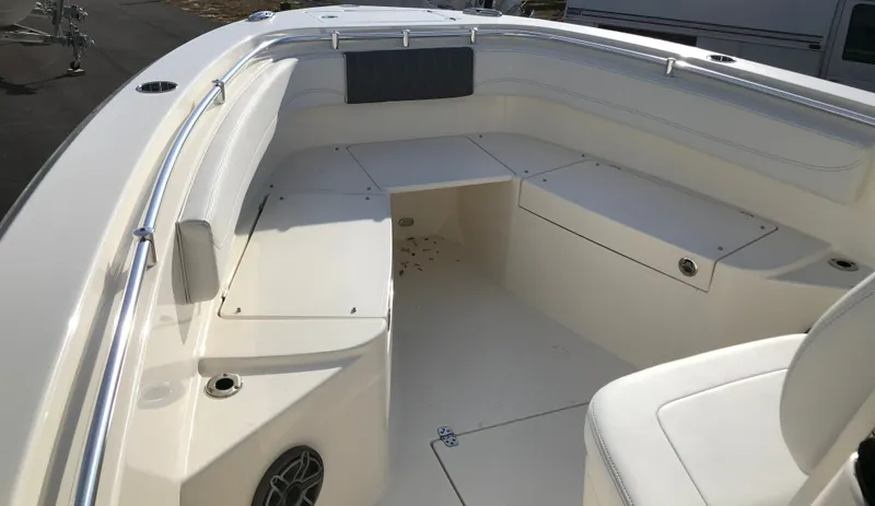 Slide: The Image of Cobia 262 Center Console 2020 - 13