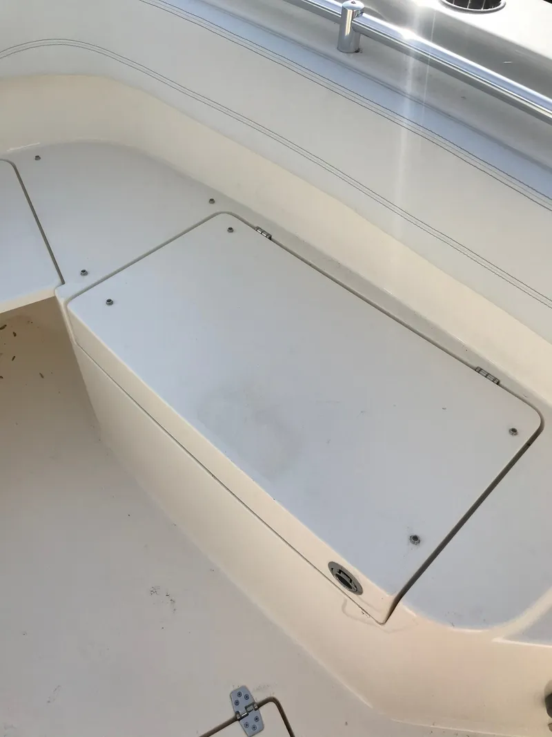Slide: The Image of Cobia 262 Center Console 2020 - 17