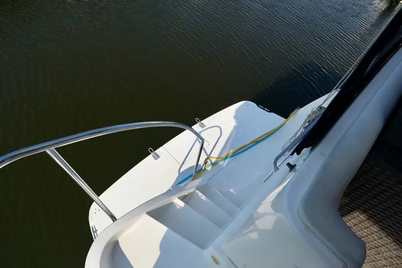 Slide: The Image of Silverton 352 Motor Yacht 2000 - 20