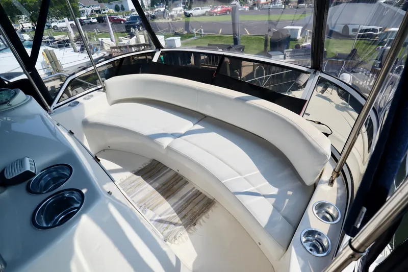 Slide: The Image of Silverton 352 Motor Yacht 2000 - 15