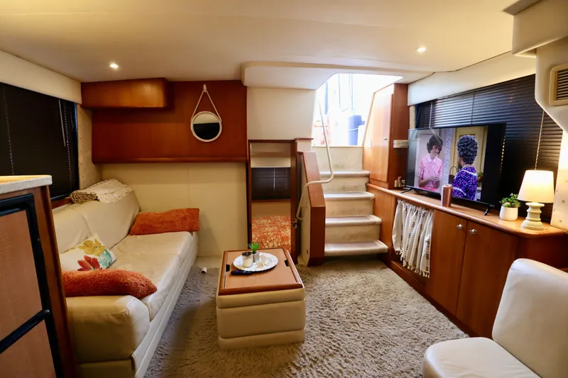 Slide: The Image of Silverton 352 Motor Yacht 2000 - 26