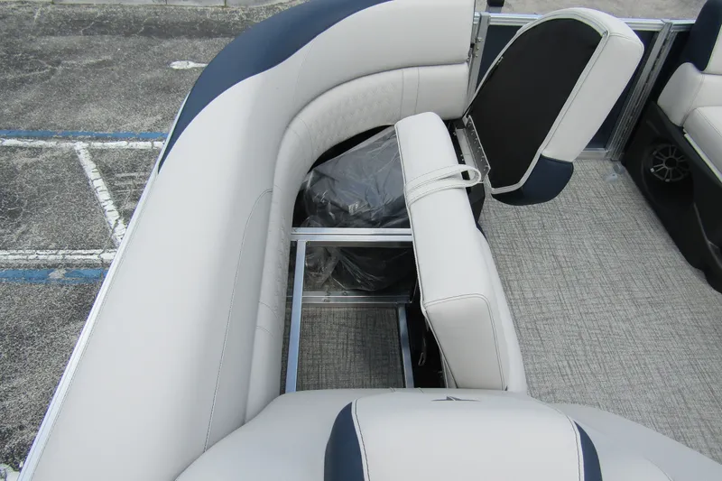 Slide: The Image of 2026 Tahoe Pontoon LTZ Versatile Rear Bench with Wind Shield, featuring luxurious seating. - 11