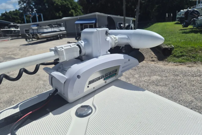 Slide: The Image of Minn Kota trolling motor on 2017 Key West 176 Bay Reef boat. - 22