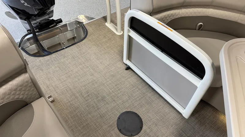 Slide: The Image of Premier 230 S-Series 2022 - 77