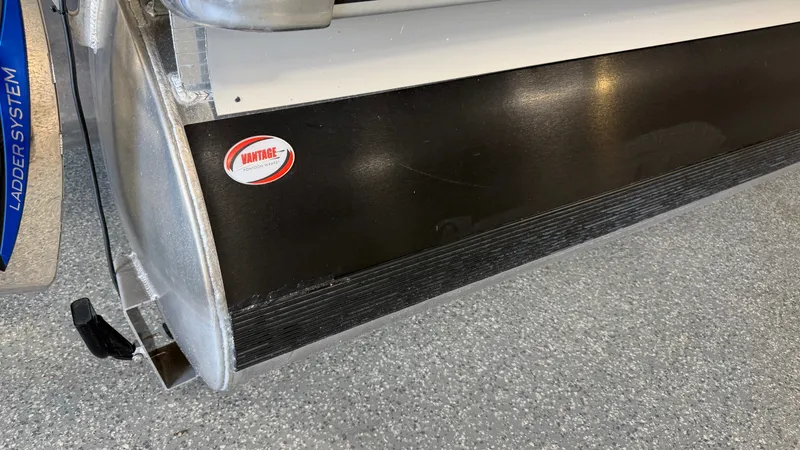 Slide: The Image of Premier 230 S-Series 2022 - 83