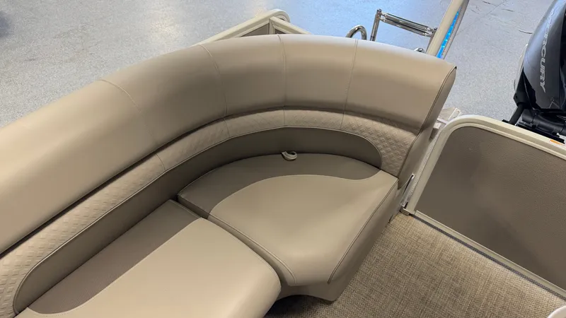Slide: The Image of Premier 230 S-Series 2022 - 64