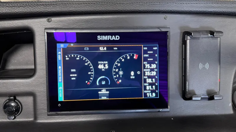 Slide: The Image of Premier 230 S-Series 2022 - 55