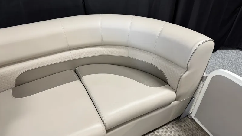 Slide: The Image of Premier 230 S-Series 2022 - 20
