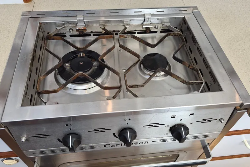 Slide: The Image of Stainless steel stove with two burners on Endeavour 44 TrawlerCat, 2005 model. - 40