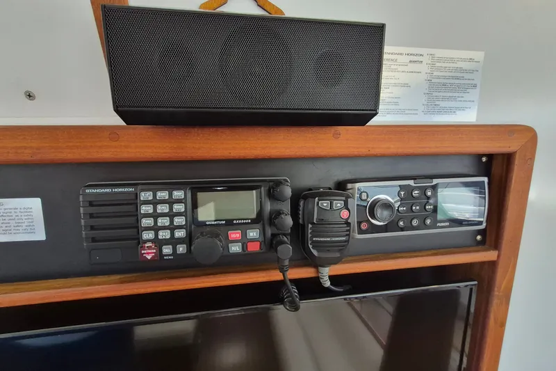 Slide: The Image of Control panel of 2005 Endeavour 44 TrawlerCat with radio and speaker system. - 27
