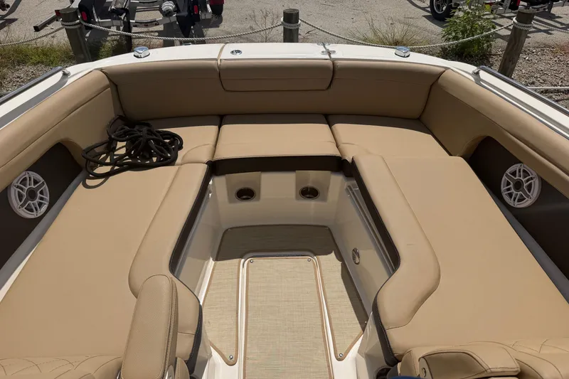 Slide: The Image of Spacious seating area on 2016 Sea Ray 290 Sundeck Outboard boat. - 14