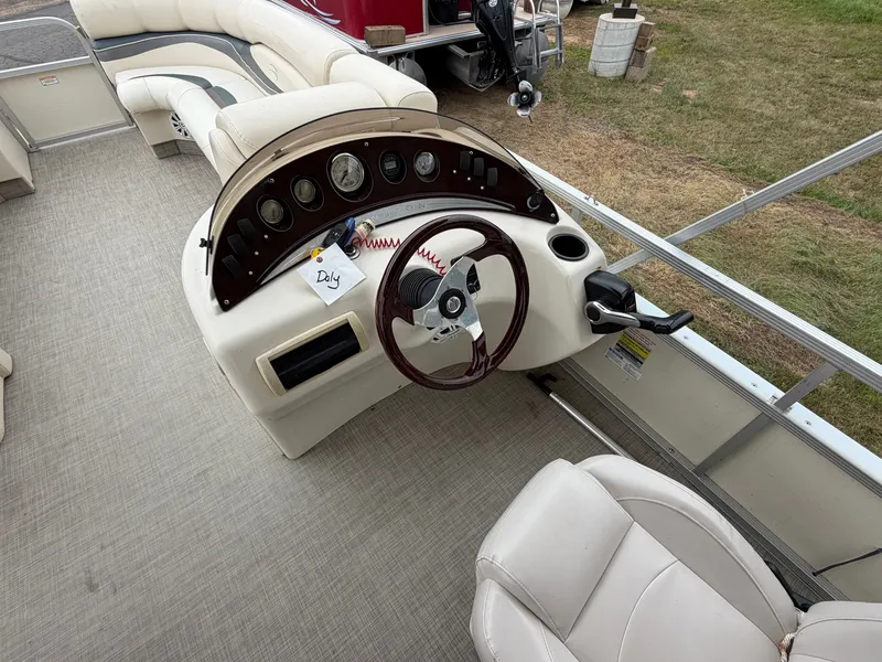Slide: The Image of Bennington 2275RL Pontoon 2005 - 5