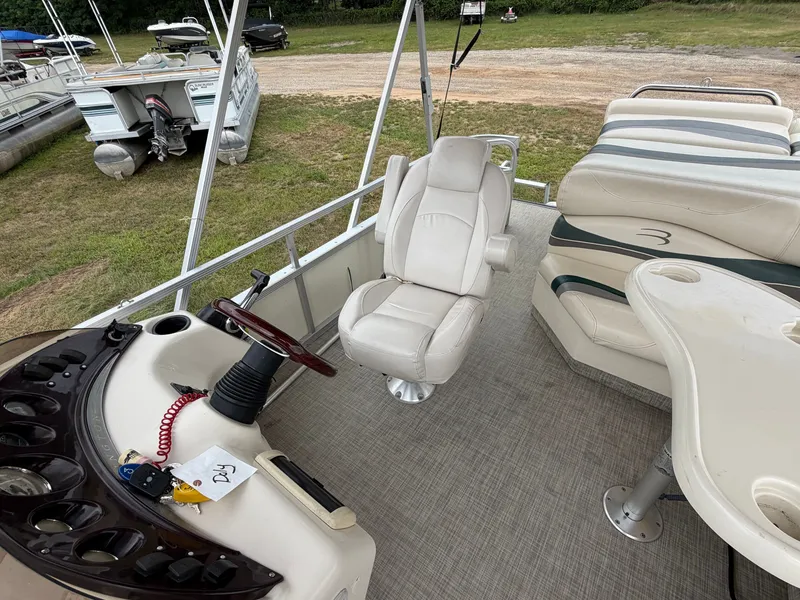 Slide: The Image of Bennington 2275RL Pontoon 2005 - 6