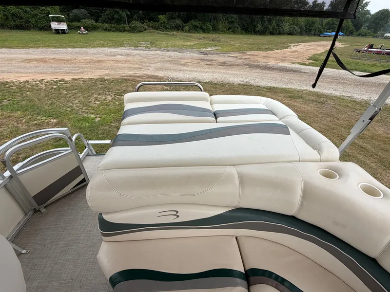 Slide: The Image of Bennington 2275RL Pontoon 2005 - 8