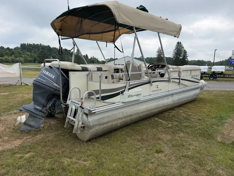 Slide: The Image of Bennington 2275RL Pontoon 2005 - 4