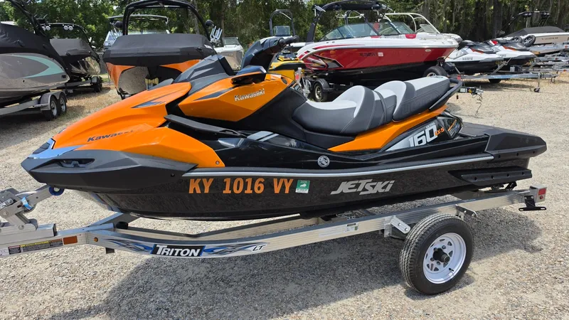 The Image of Kawasaki Jet Ski Ultra 160LX-S 2023 - 1