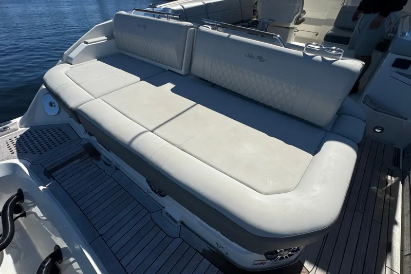Slide: The Image of 2022 Sea Ray SLX 400 Outboard boat with spacious rear seating area. - 18