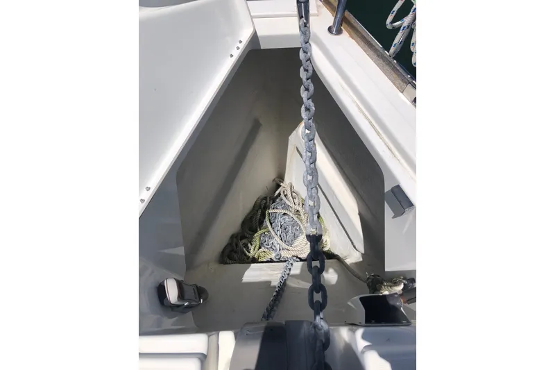 Slide: The Image of Anchor chain and ropes in Jeanneau Sun Odyssey 42 DS sailboat, 2010 model. - 20