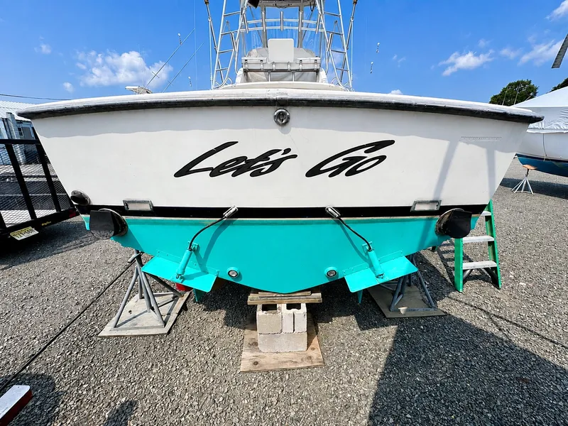 Slide: The Image of Bertram 31 Flybridge Cruiser 1984 - 3