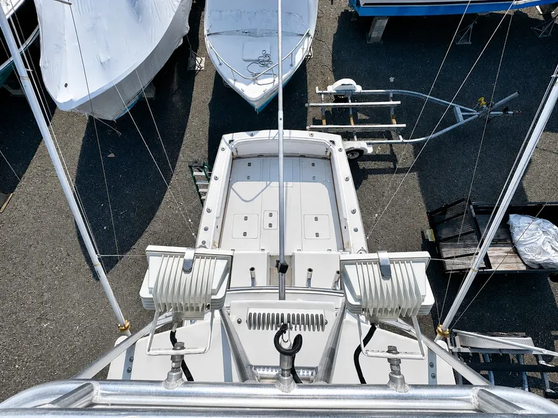 Slide: The Image of Bertram 31 Flybridge Cruiser 1984 - 14