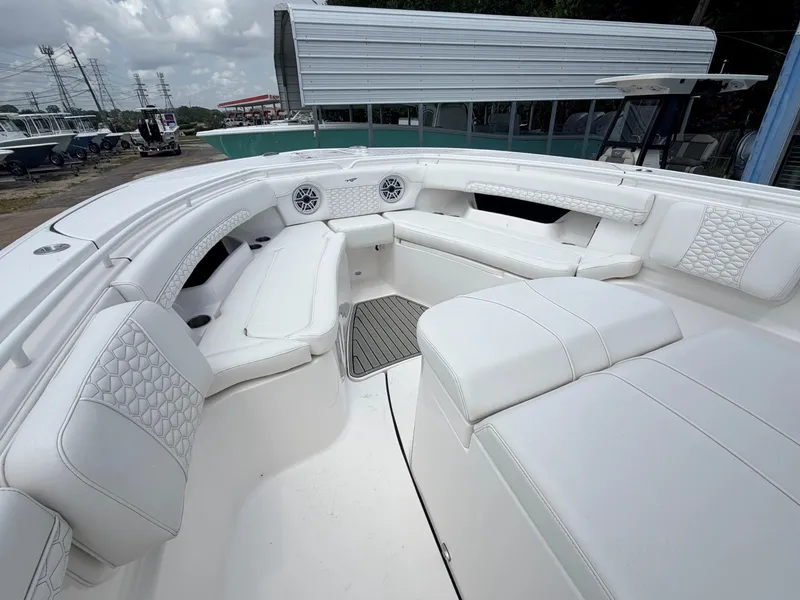 Slide: The Image of Tidewater 320 CC Adventure 2026 - 26