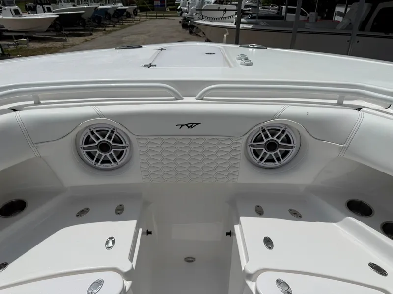 Slide: The Image of Tidewater 320 CC Adventure 2026 - 15