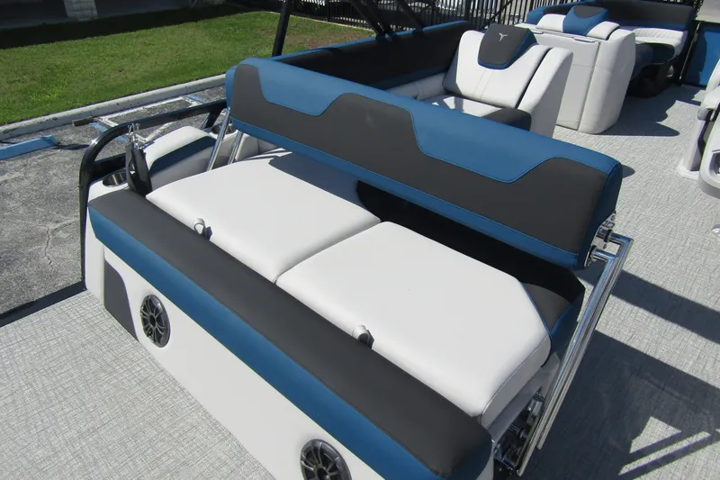 Slide: The Image of 2026 Tahoe Pontoon LTZ Cruise Rear Bench 23 with stylish seating and modern design. - 31