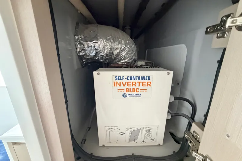 Slide: The Image of Self-contained inverter unit in a cabinet, Balance model 526, year 2025. - 102