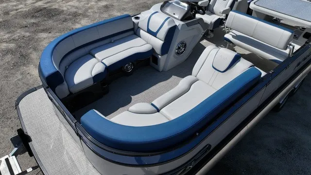 Slide: The Image of Avalon Catalina - 25 FT Entertainer 2024 - 3