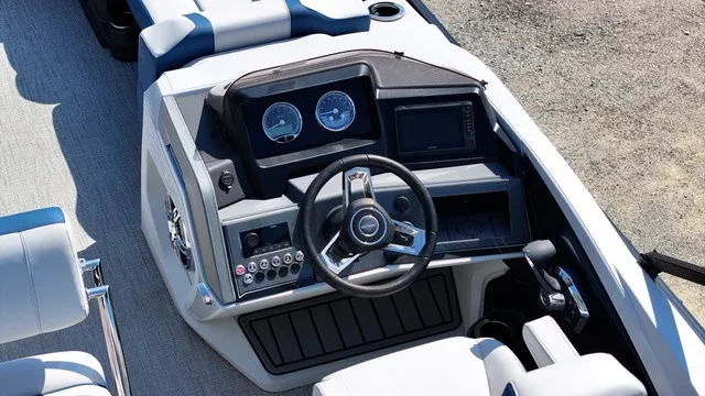 Slide: The Image of Avalon Catalina - 25 FT Entertainer 2024 - 5