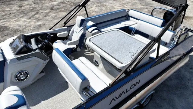 Slide: The Image of Avalon Catalina - 25 FT Entertainer 2024 - 2