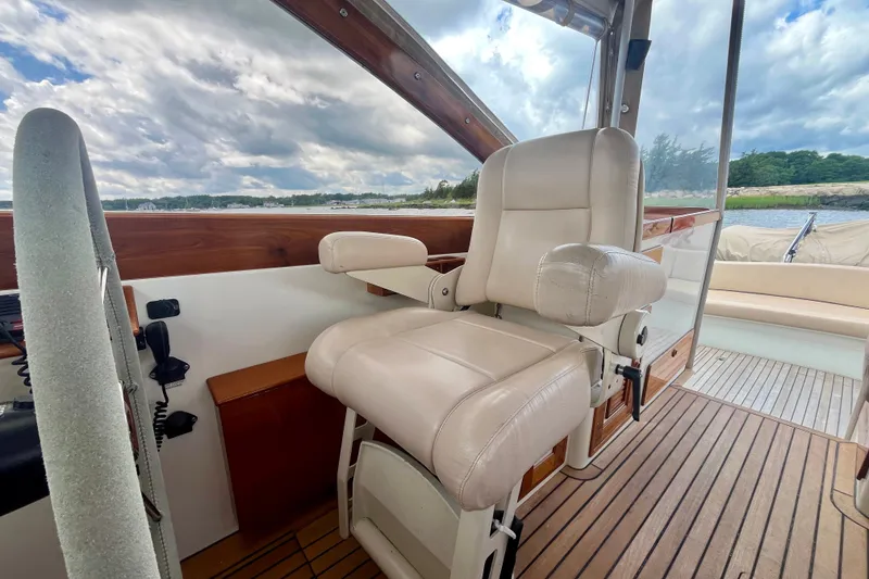 Slide: The Image of Captain's chair on 2001 Little Harbor Whisper Jet 38 Prop boat, with scenic water view. - 28