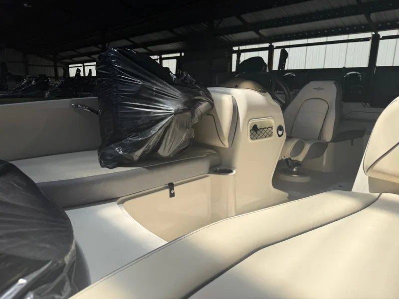 Slide: The Image of Stingray 18SC 2023 - 14