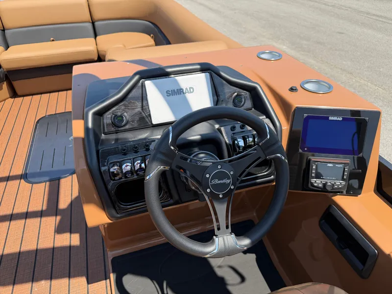Slide: The Image of Bentley Pontoons Elite 253 SwingBack DC 2027 - 14