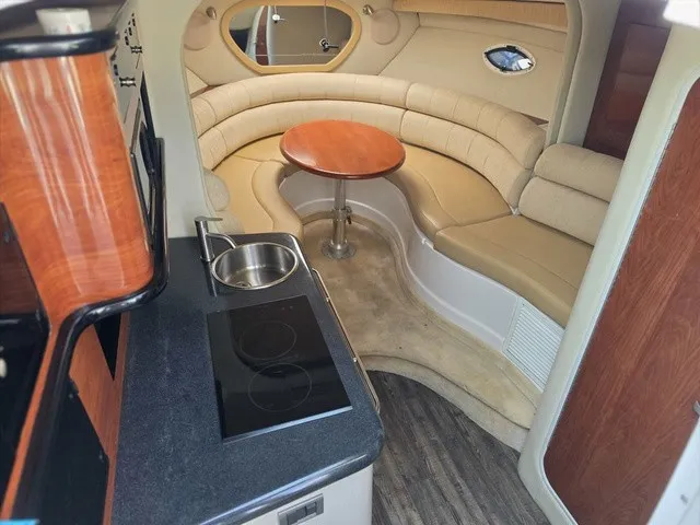 Slide: The Image of Monterey 290 Cruiser 2006 - 12