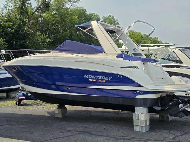 The Image of Monterey 290 Cruiser 2006 - 1