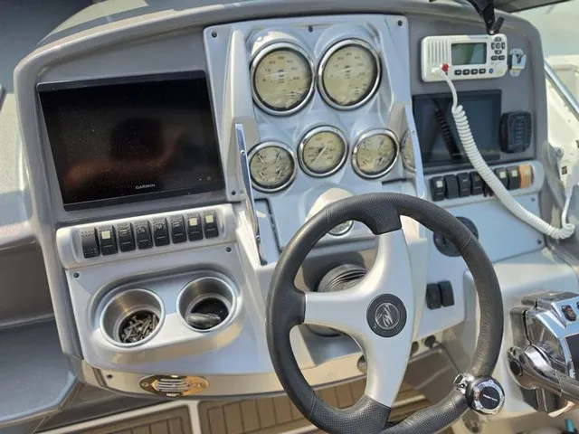 Slide: The Image of Monterey 290 Cruiser 2006 - 6
