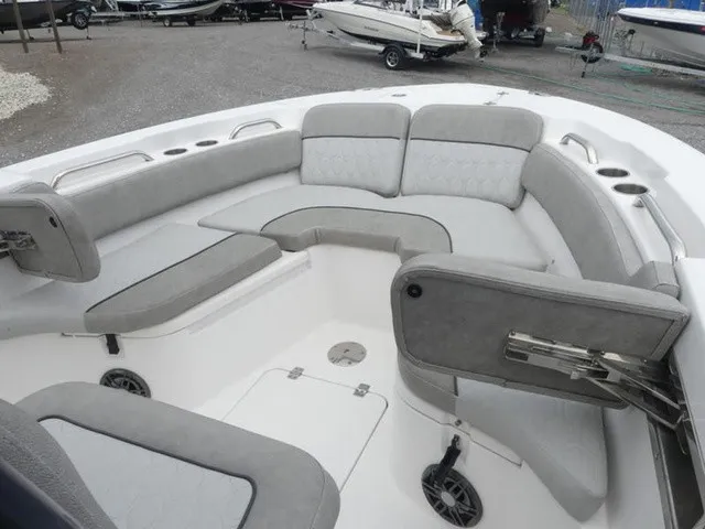 Slide: The Image of Sea Fox 228 Commander 2021 - 17