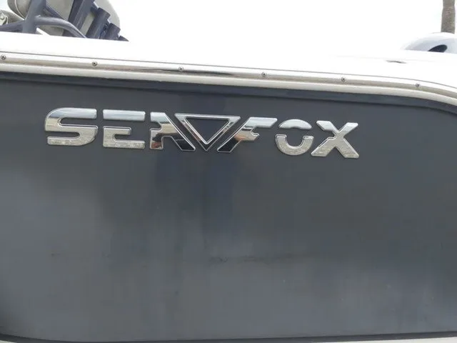 Slide: The Image of Sea Fox 228 Commander 2021 - 8