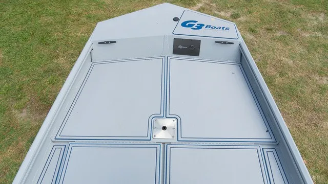 Slide: The Image of G3 Gator Tough Tunnel Jon 18 CCJ DLX 2026 - 12