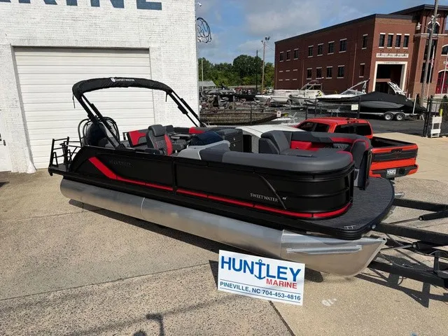 The Image of Godfrey Sweetwater 2286 SFL Tritoon - Suzuki 150 2027 - 1