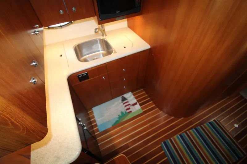 Slide: The Image of Tiara 3800 Open 2002 - 40